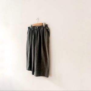 vintage grey/gray linen culottes shorts